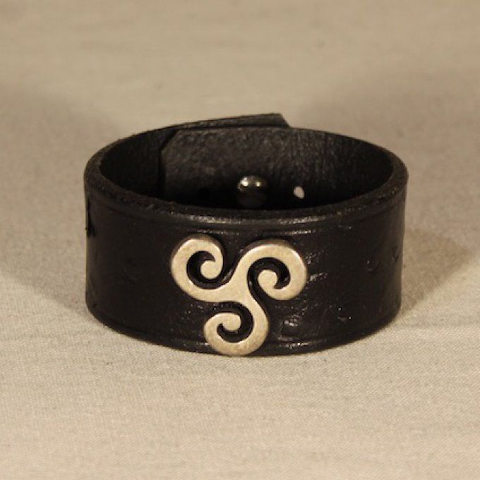 BRACELET TRISKEL